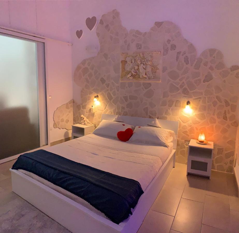 V&M Suite Con Jacuzzi Ostuni Exterior foto